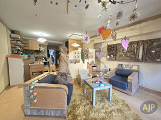  Immeuble à vendre 7 pièces 195 m²