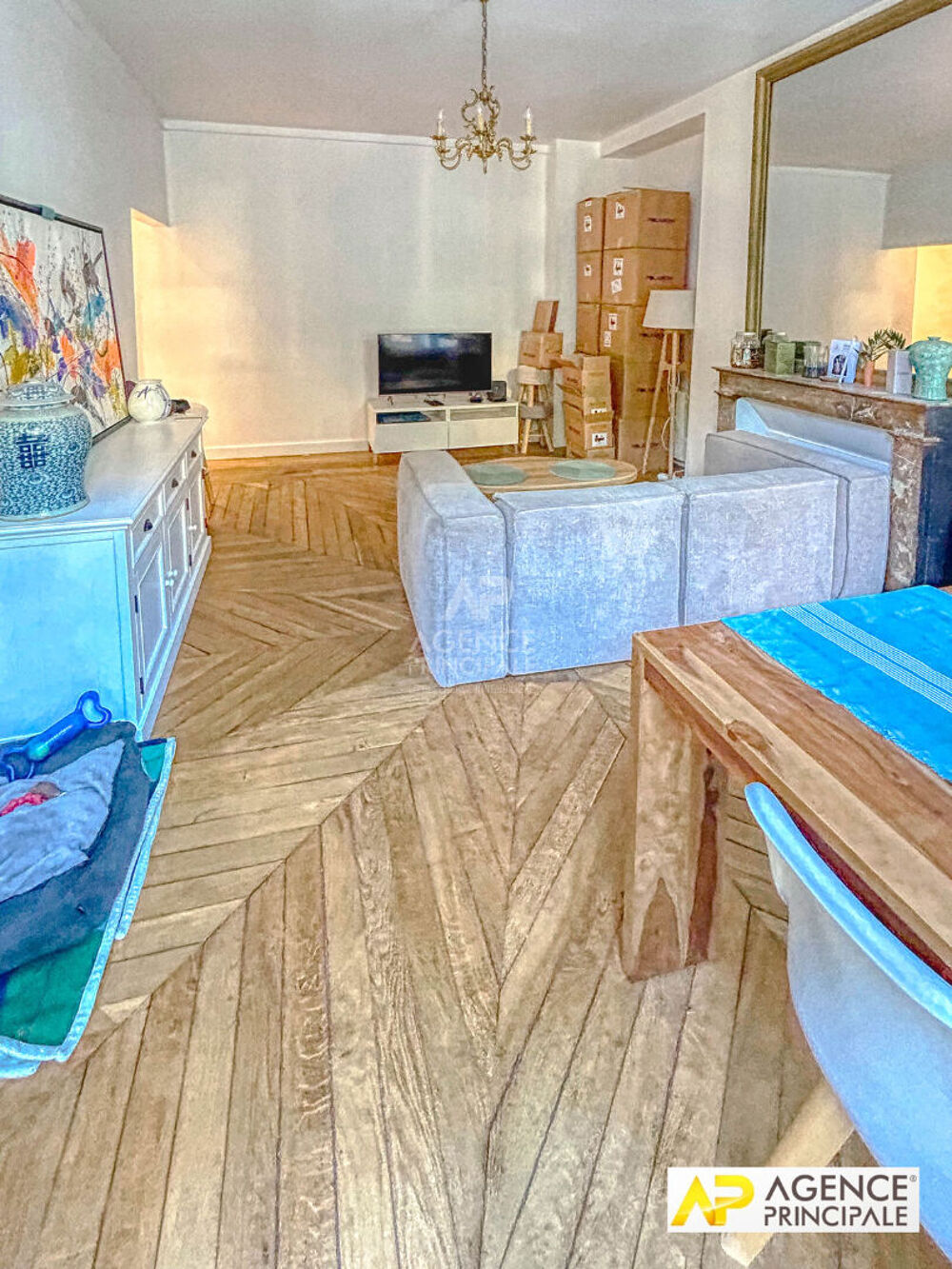 Vente Appartement Versailles Saint-Louis Appartement  3 pièces 70 m² situé au 1er étage avec cave Versailles