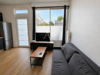  Appartement à louer 4 pièces 57 m²