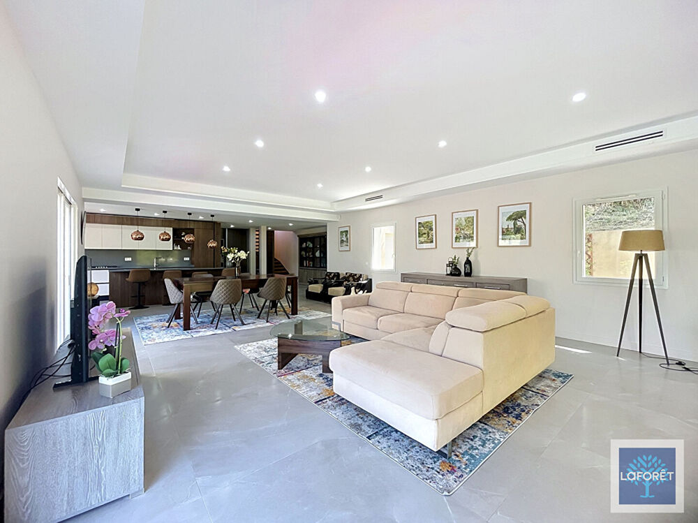 à vendre  Maison Roquefort-les-Pins (06330)