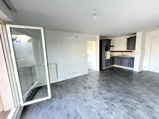  Appartement à louer 2 pièces 41 m²