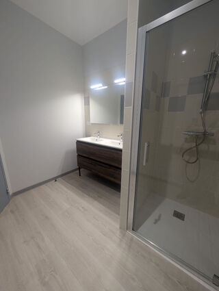  Appartement � louer 4 pi�ces 108 m�