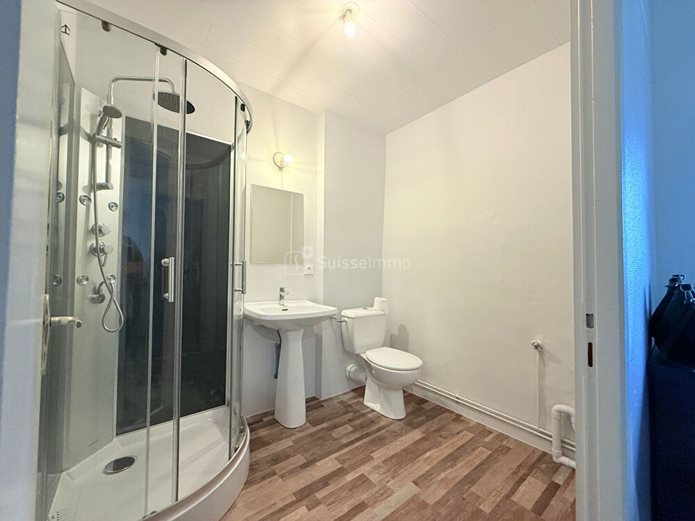 Maison en 4 appartements 10 pièce(s) 550 m2