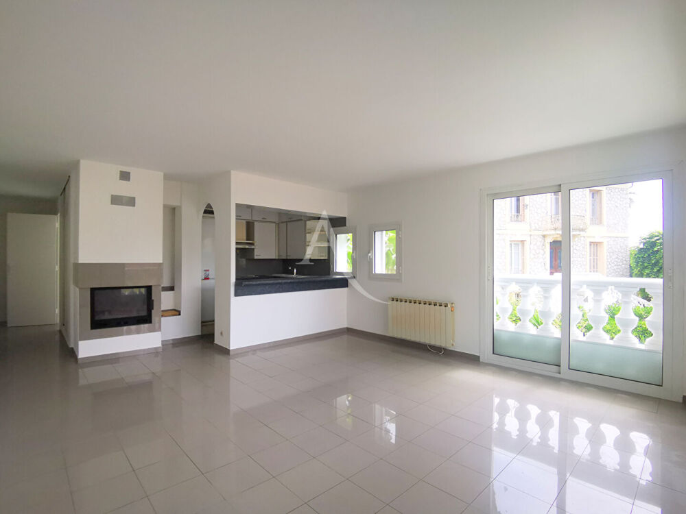 NICE NORD : 2 PIECES DANS PETITE COPROPRIETE TYPE VILLA