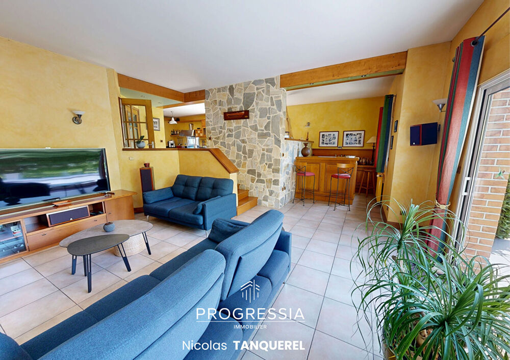 Vente Maison OCTEVILLE-SUR-MER - Maison familiale de 175 m² avec jardin et double garage Octeville sur mer