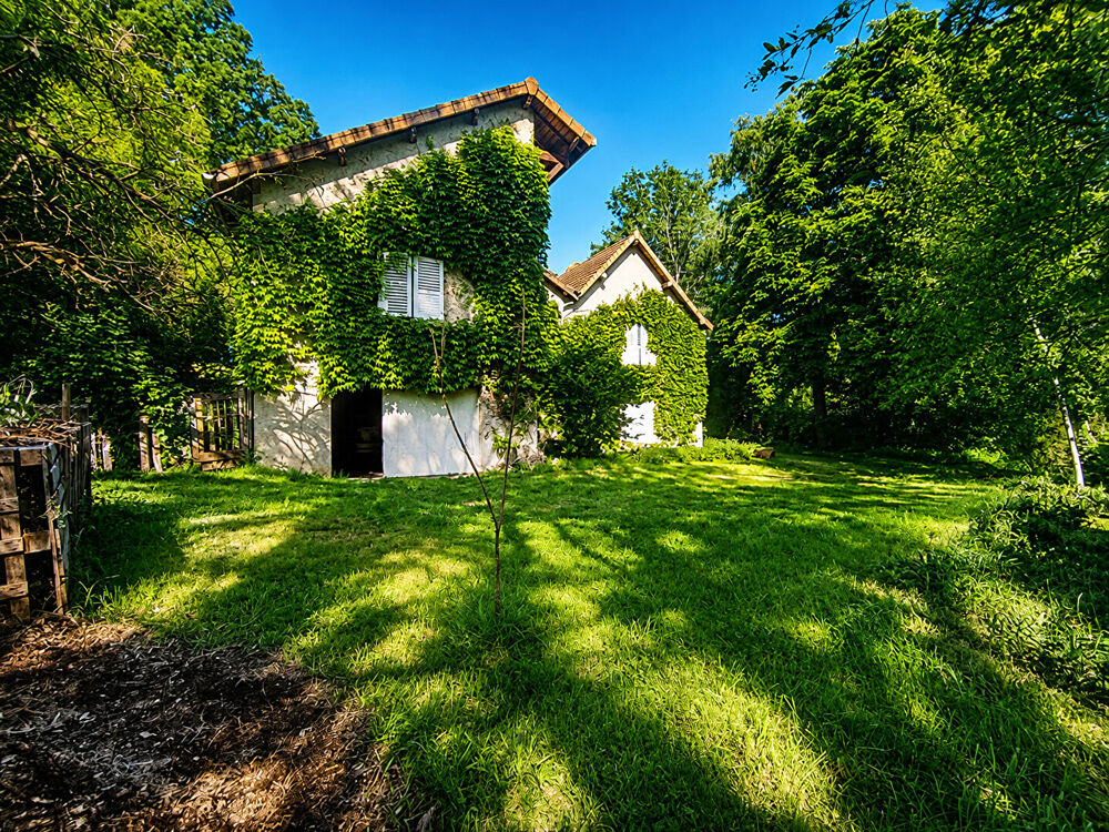 Maison 7 pièces 190 m² · à Pouilly sous Charlieu · 190 m² · 315 000 €