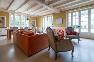  Villa � vendre 7 pi�ces 221 m�