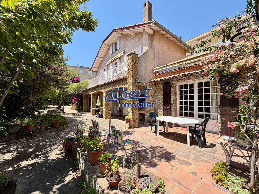 à vendre  Maison Sanary-sur-Mer (83110)