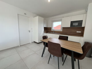  Appartement à louer 2 pièces 42 m²