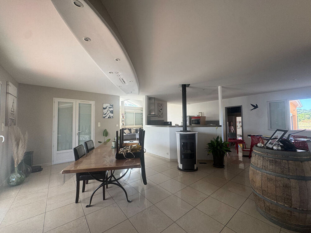 Villa Rieux De Pelleport 7 pièce(s) 155 m2 avec 5026 m2 terrain
