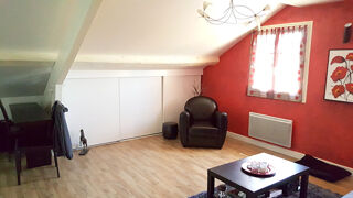  Appartement à louer 2 pièces 32 m²