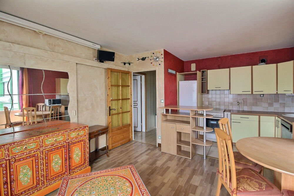Appartement 2 pièces à vendre à Massy - Secteur Villaine - balcon, cave