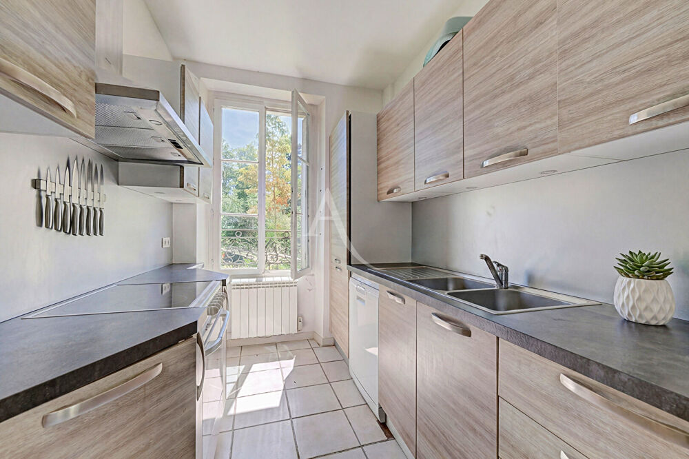 Maison Nogent Sur Marne sur l'ile des loups