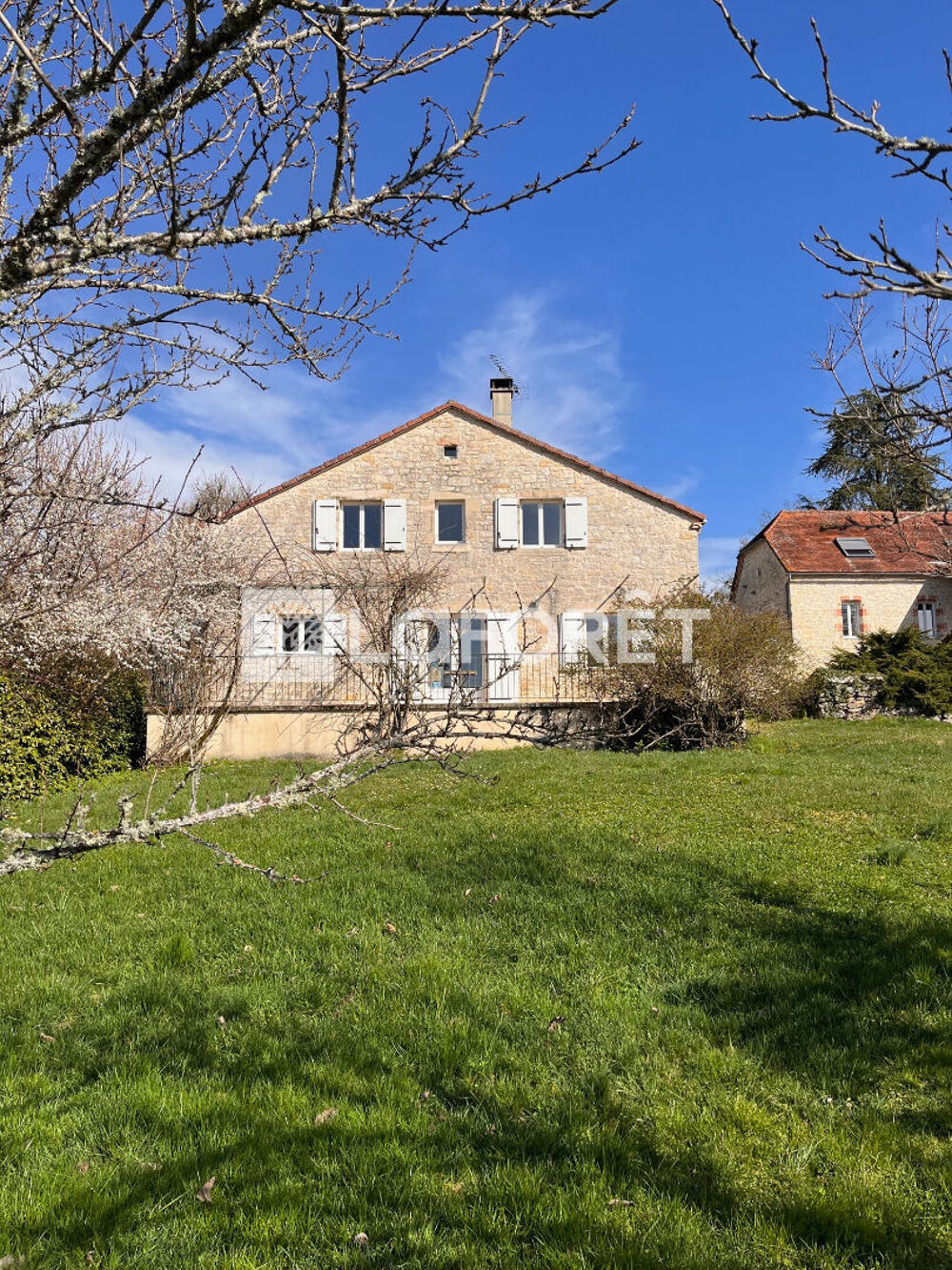 Vente Maison Les Pechs du vers propriété de deux maisons en pierre sur 13 hectares Les pechs du vers