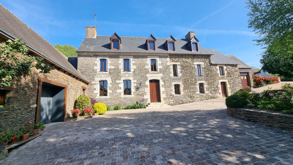 Vente Maison CÔTES-D'ARMOR, proche Loudéac, Charmant manoir du XVIIIe siècle, 4 chambres, à pied du village Treve