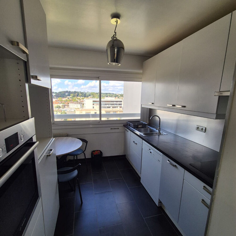 Appartement meublé de 4 pièces à Juvisy Sur Orge de 94m2 à deux pas de la gare