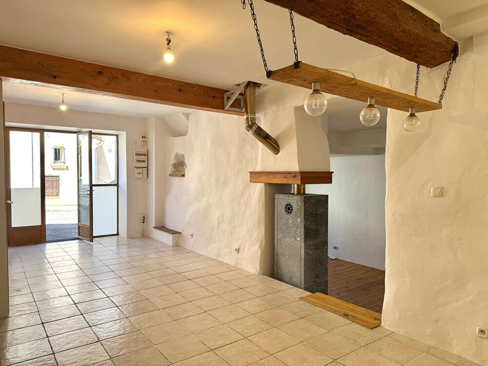 Maison d'environ 140 m2 , 4 pièces, 2 chambres