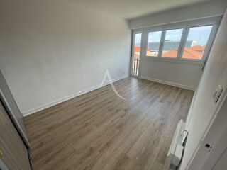  Appartement � louer 4 pi�ces 80 m�