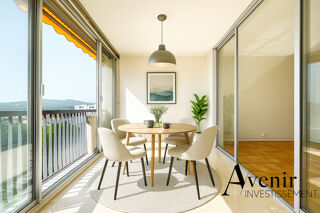  Appartement  vendre 5 pices 145 m