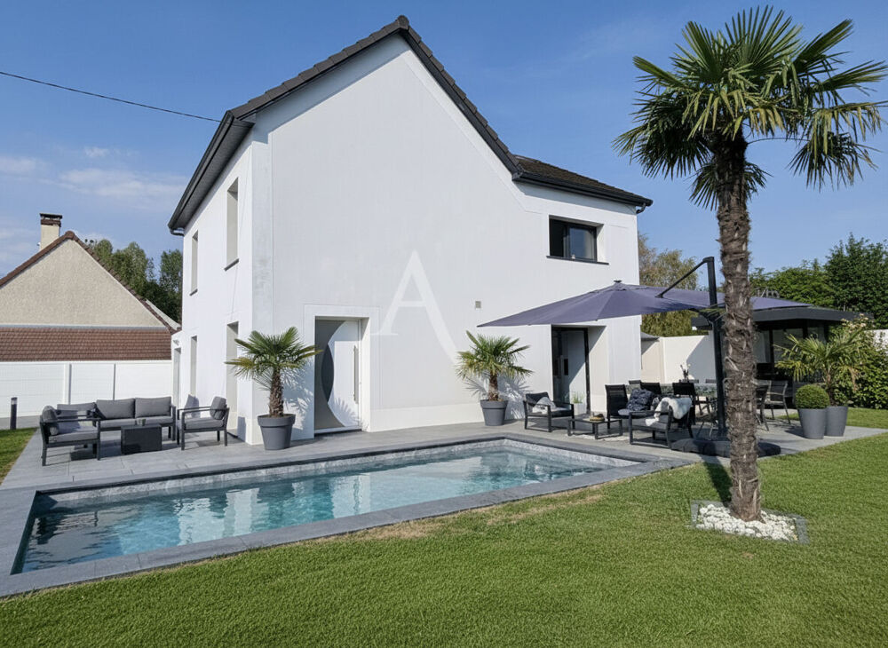 Maison Villeneuve Saint Denis 6 pièces 179 m2