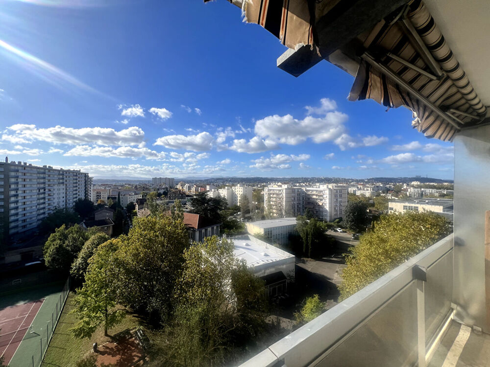 Vente Appartement LYON 8 : T3 + parking Lyon 8