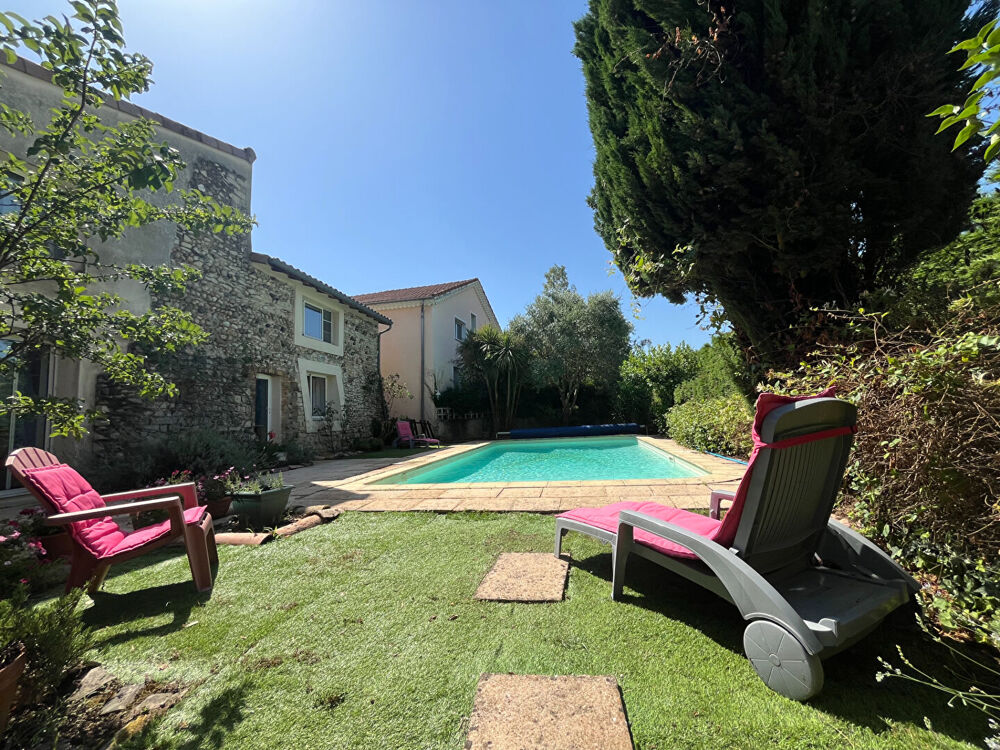 Drôme, Loriol-sur-Drôme : Deux habitations, une piscine, un fort potentiel !