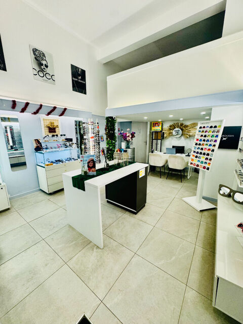   Local commercial Zone Franche de Toulon 
