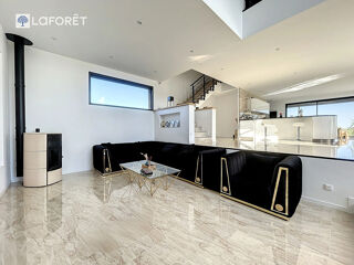  Maison � vendre 8 pi�ces 365 m�