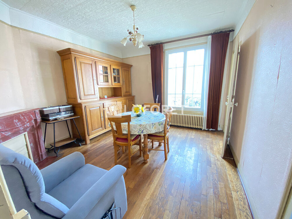 Vente Appartement Appartement  avec jardin de 400m² Rueil Malmaison 3 pièce(s) 60 m2 Rueil malmaison