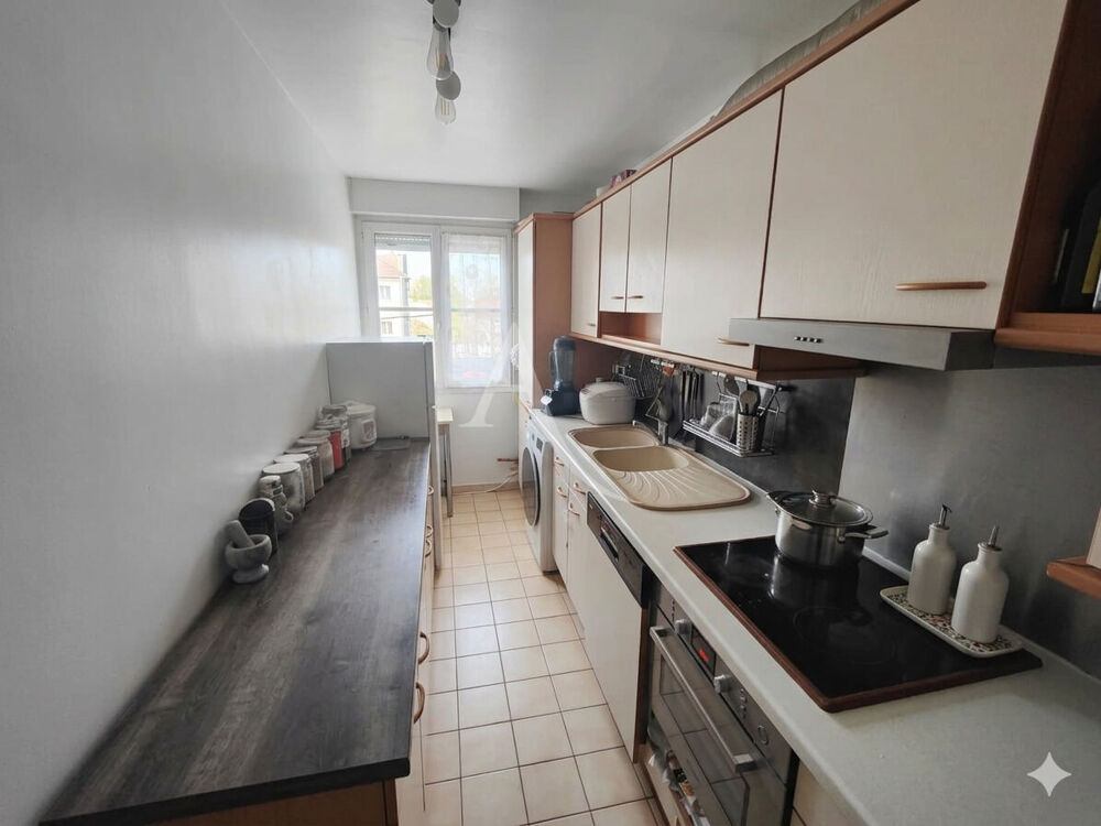 Vente Appartement Appartement Bussy Saint Georges 3 pièce 64 m2 balcon parking Bussy saint georges