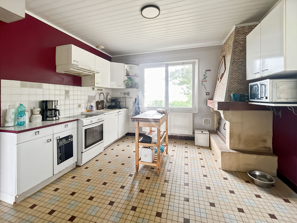 Maison, grange et dépendances sur + de 3 hectares
