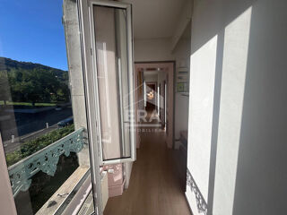  Appartement à louer 4 pièces 83 m²