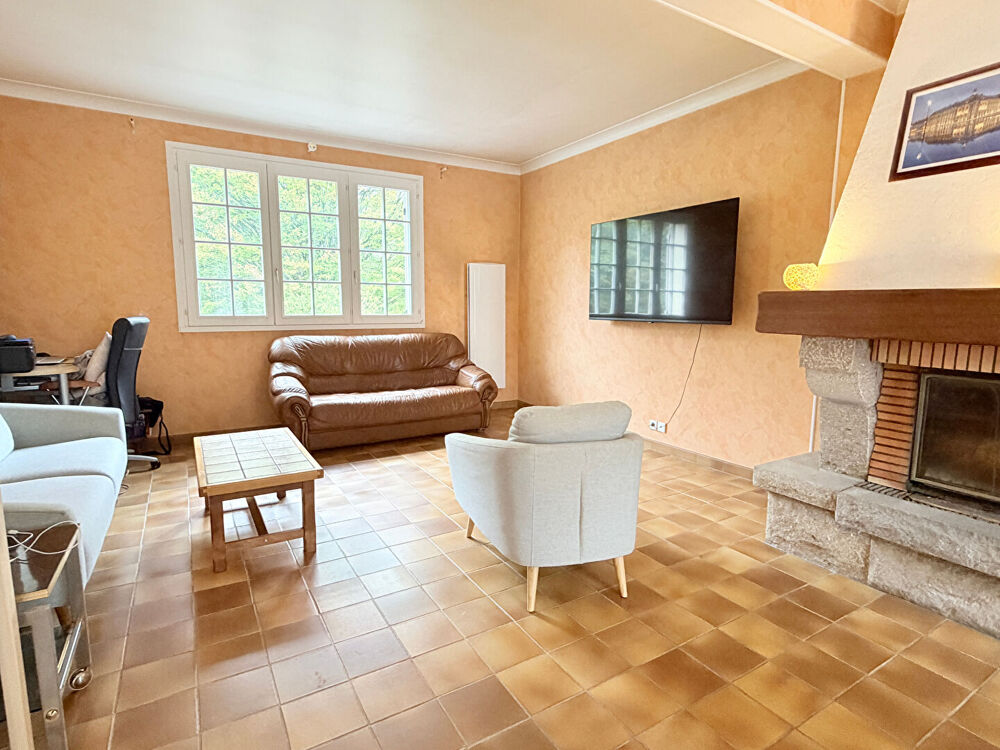 Vente Maison SUPERBE PAVILLON DE MAÇON LUMINEUX DE 370 m² - TERRAIN DE 3 680 m² - ACTIVITÉ DE CHAMBRES D'HÔTES ! La ferte sous jouarre