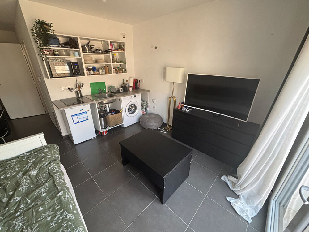 Vente Appartement Studio de 25 m² étage élevé: Quartier Saint-Roch à Nice Nice