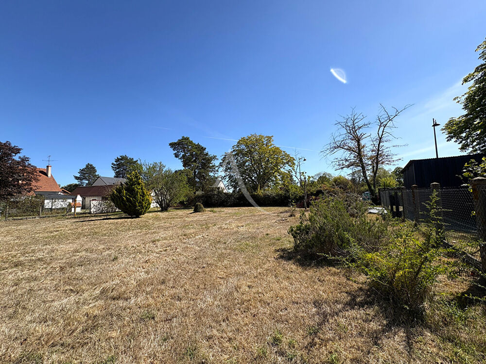 Vente Terrain Terrain constructible  837 m2 Les montils