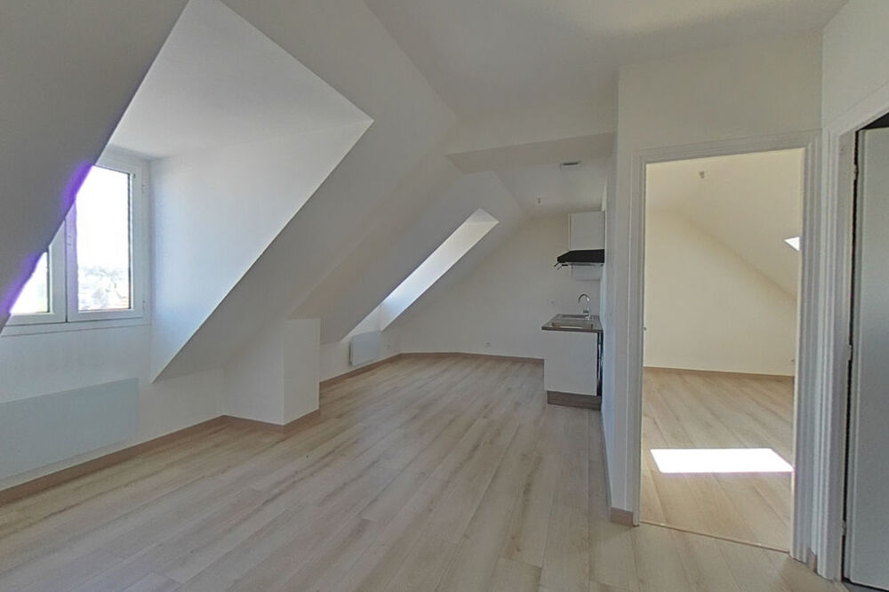 Location Appartement LAGNY  Ancien hôpital  - 2 pièces dernier étage Lagny sur marne