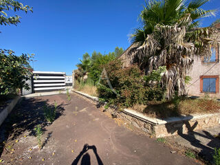  Maison  vendre 10 pices 1 m