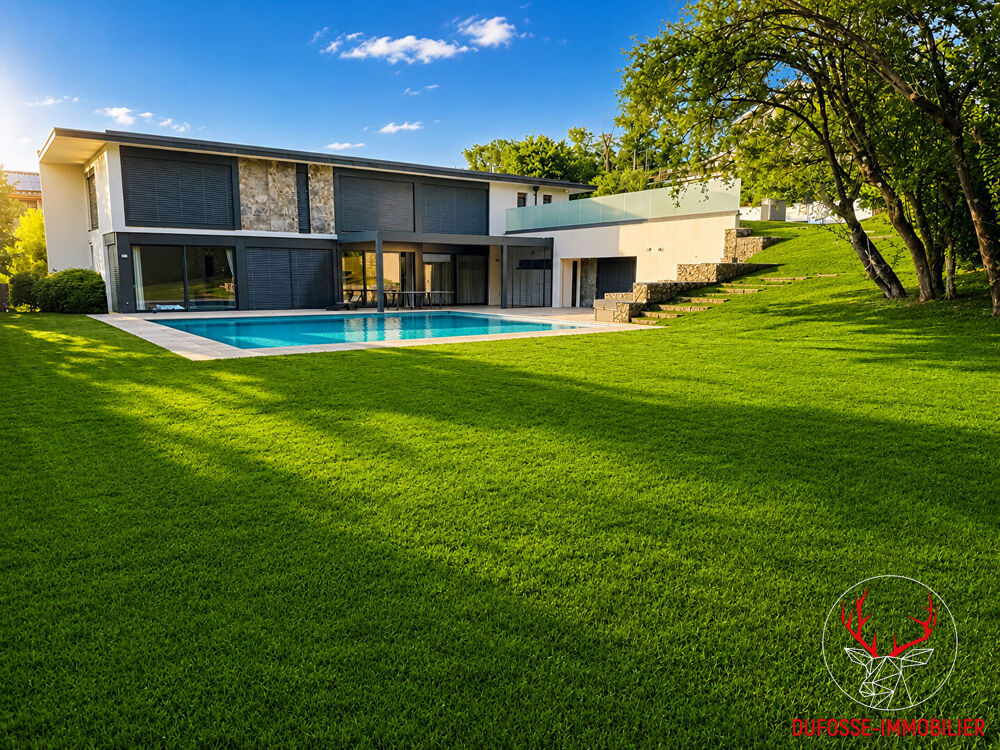 Maison Ecully 8 pièce(s) 805 m2