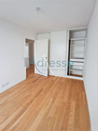  Appartement � vendre 4 pi�ces 83 m�