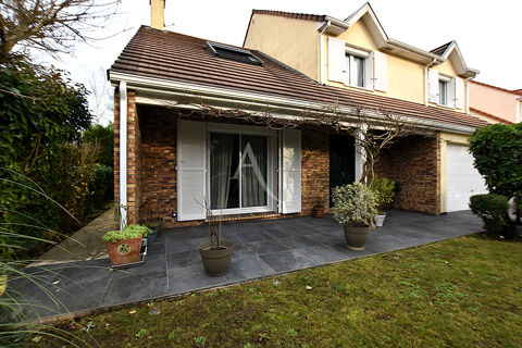   Maison � vendre � Saint-Germain-l�s-Corbeil - R�f�rence 8953 Maison - 6 pi�ce(s) - 160 m�