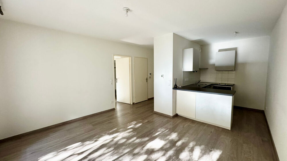 Vente Appartement AIX LA DURANNE - Type 2 avec terrasse et parking Aix en provence