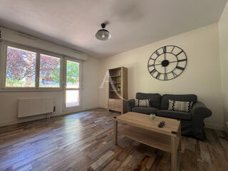  Appartement à louer 2 pièces 50 m²