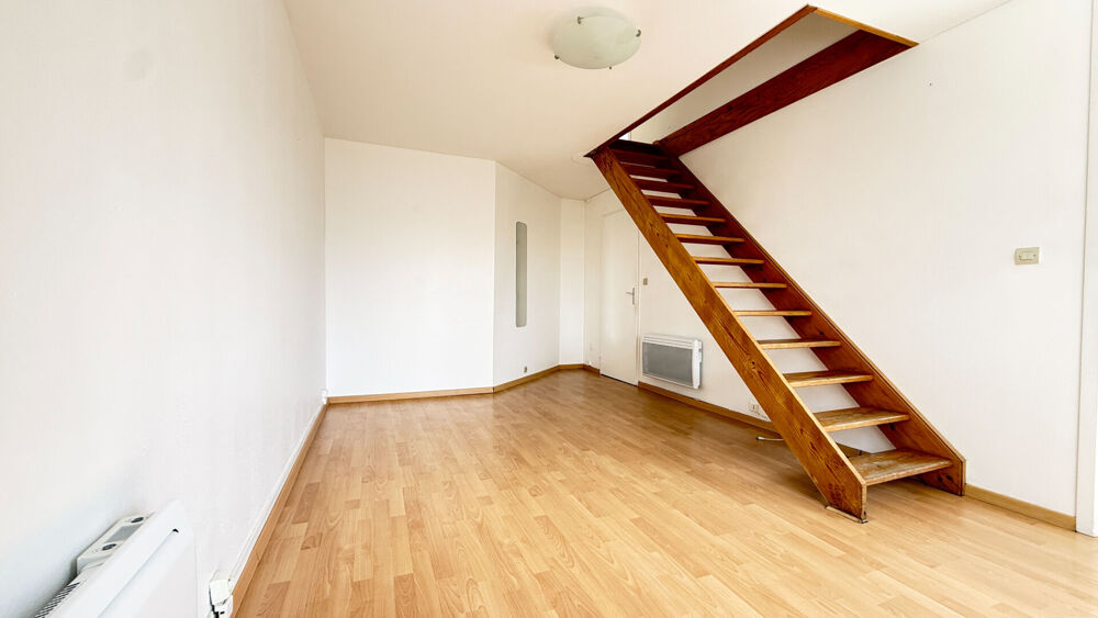 Vente Appartement EXCLUSIVITE : DUPLEX  LILLE VAUBAN / LA CATHO PARKING PRIVATIF 1 CHAMBRE Lille