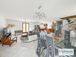  Maison  vendre 7 pices 140 m