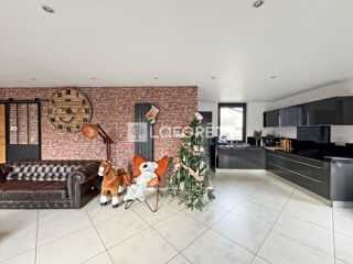  Maison � vendre 6 pi�ces 155 m�