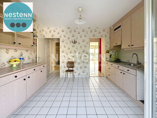  Appartement à louer 4 pièces 125 m²