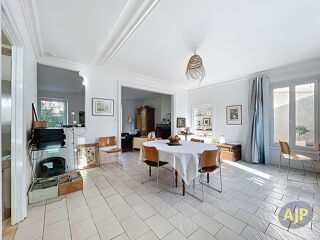  Villa � vendre 10 pi�ces 225 m�