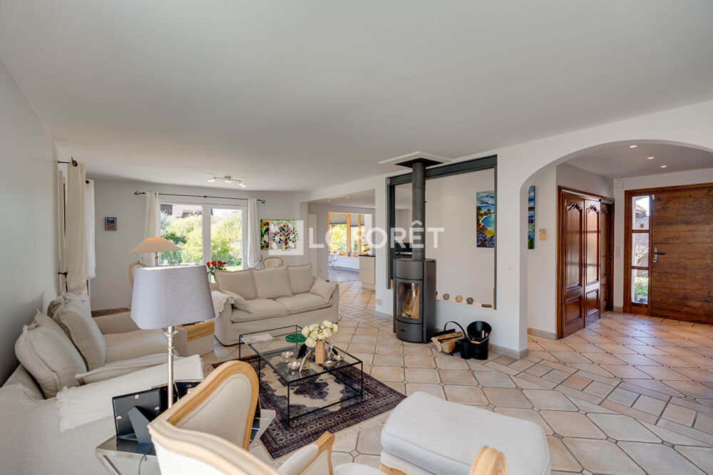 Maison Neuvecelle 8 pièces 189.72m² au calme