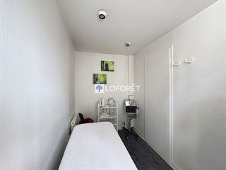  Immeuble � vendre 143 m�