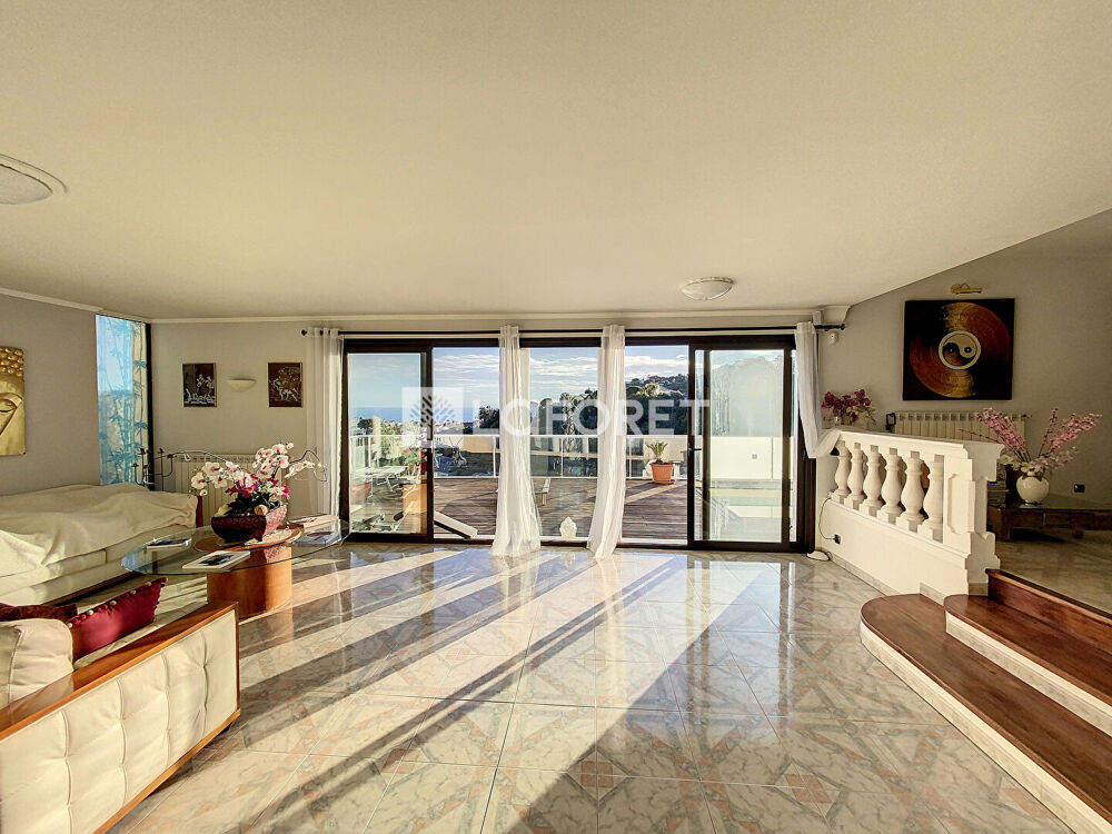 à vendre  Maison Roquebrune-Cap-Martin (06190)